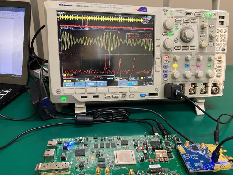 JESD204B信号品質検証向けFPGA開発